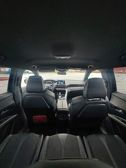 Peugeot 5008 3 of 6