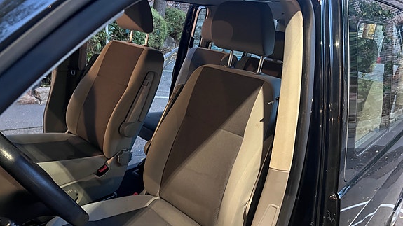 Volkswagen Caravelle 14 of 30