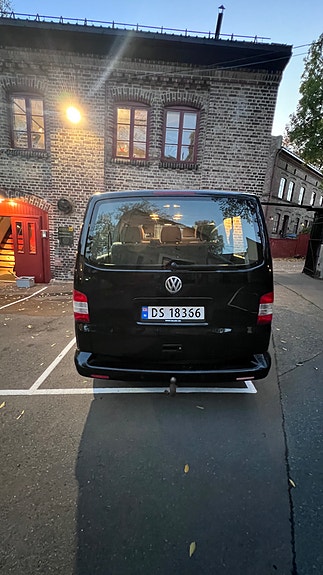 Volkswagen Caravelle 6 of 30