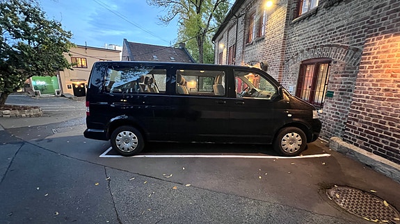 Volkswagen Caravelle 4 of 30