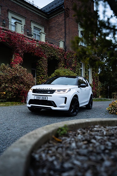 Land Rover Discovery Sport 3 of 29
