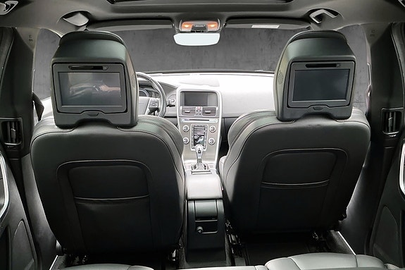 Volvo XC60 4 of 7
