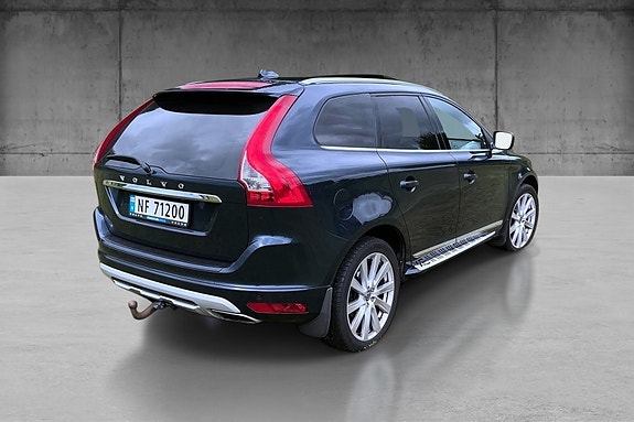 Volvo XC60 3 of 7