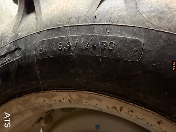 Ford 1979 4600 2X4 Traktor 23 of 25