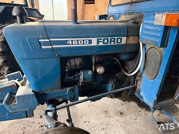 Ford 1979 4600 2X4 Traktor 5 of 25