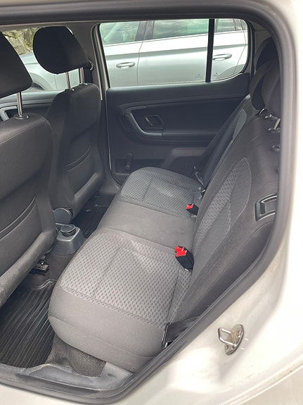 Skoda Fabia 3 of 8