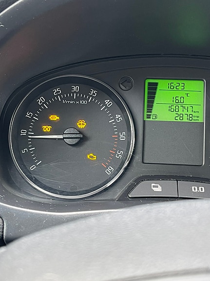 Skoda Fabia 5 of 8