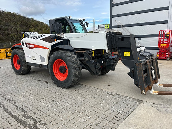 Bobcat T40.180SLP Teleskoptruck 7 of 30