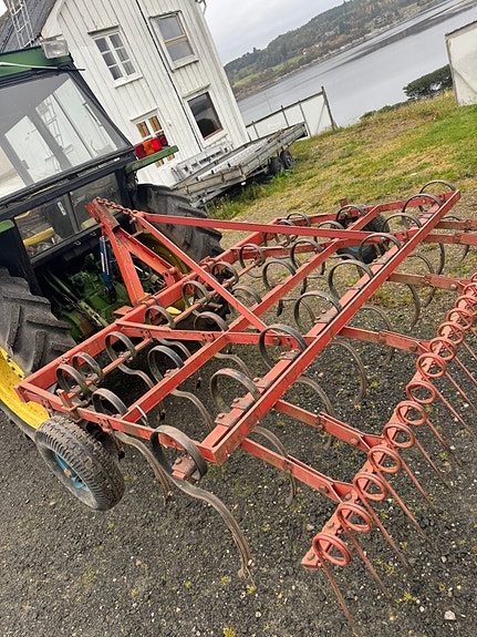 John Deere 2030 7 of 18
