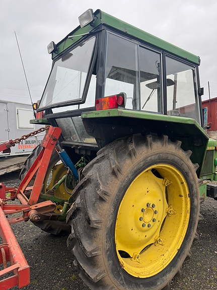 John Deere 2030 9 of 18