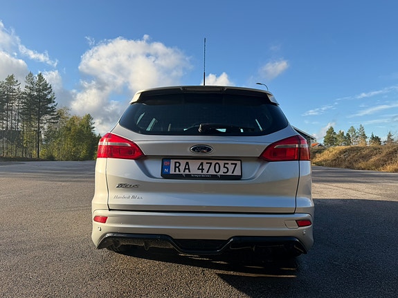 Ford Focus 8 of 13