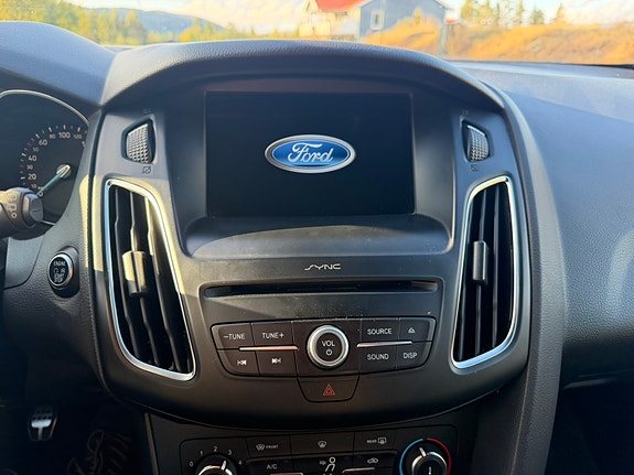 Ford Focus 13 of 13