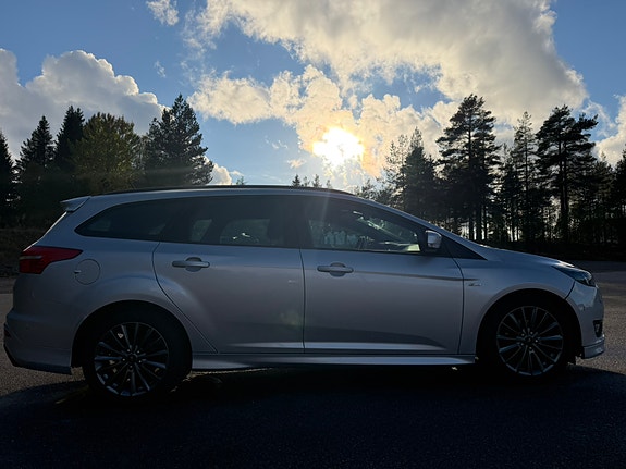 Ford Focus 6 of 13
