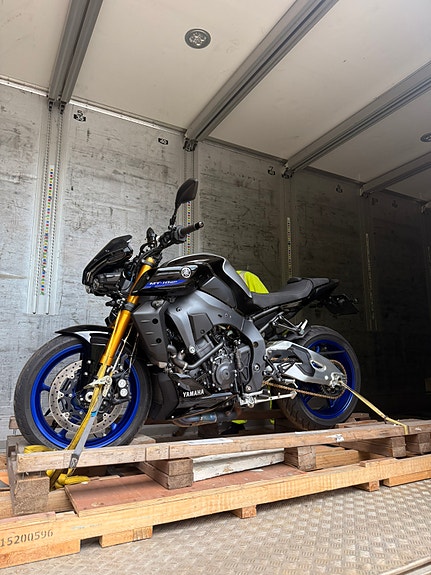 Yamaha MT-10 SP 8 of 10