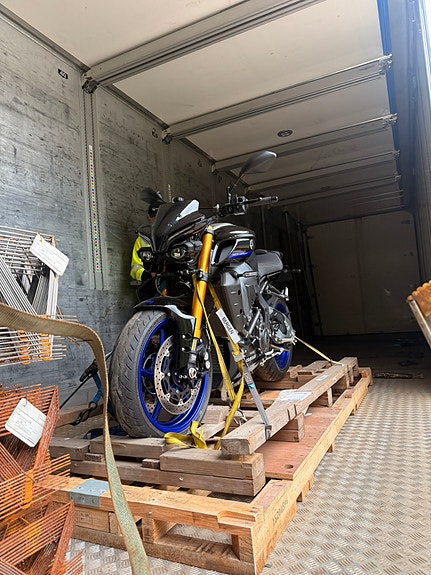 Yamaha MT-10 SP 7 of 10