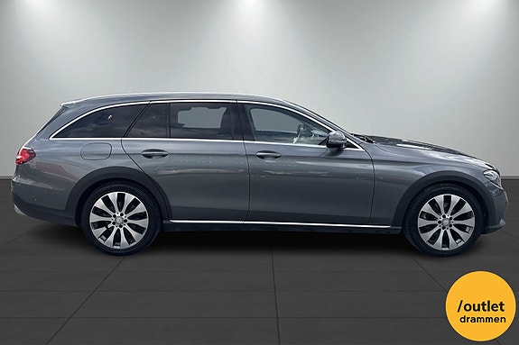 Mercedes-Benz E220 d 7 of 26