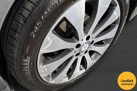 Mercedes-Benz E220 d 24 of 26