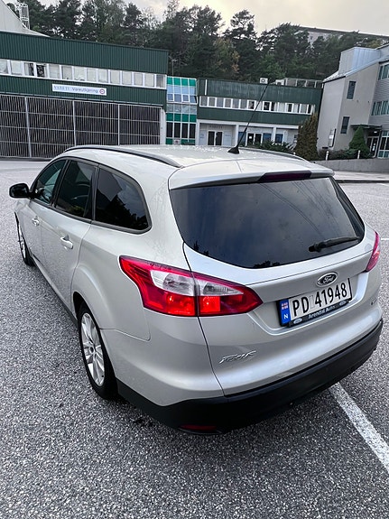 Ford Focus 7 of 11