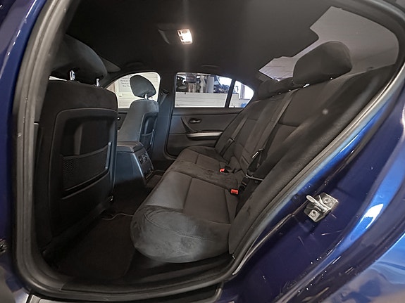 BMW 320d 9 of 27