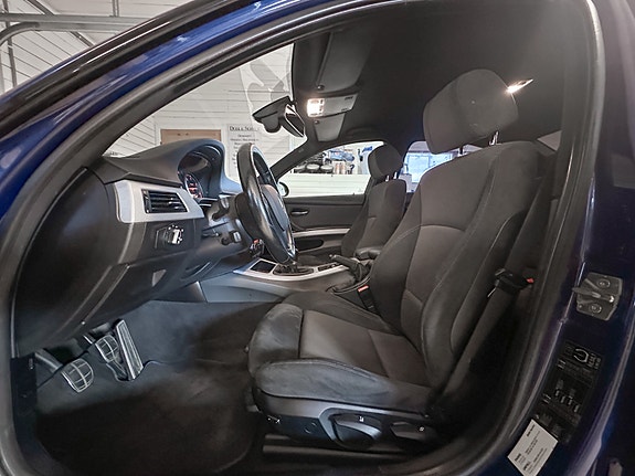 BMW 320d 8 of 27