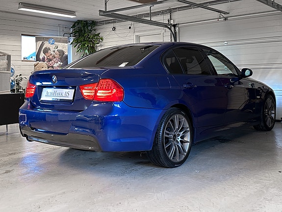BMW 320d 5 of 27