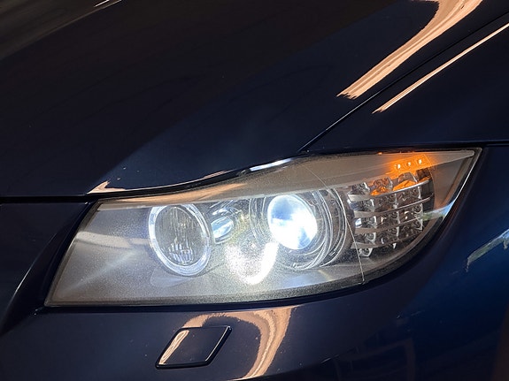 BMW 320d 26 of 27