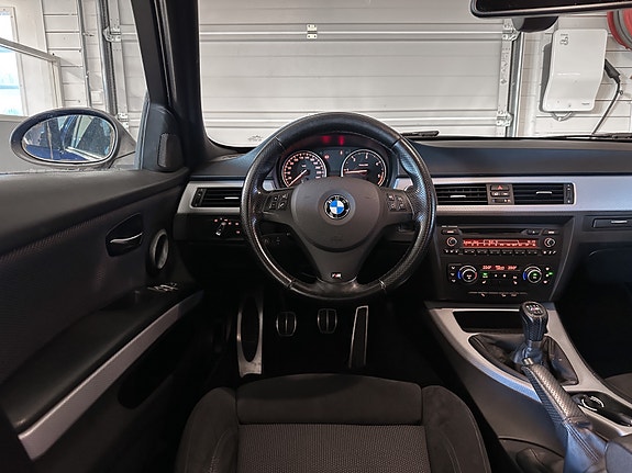 BMW 320d 14 of 27