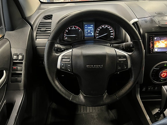 Isuzu D-max 17 of 30