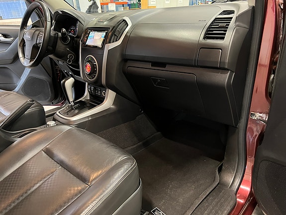 Isuzu D-max 20 of 30