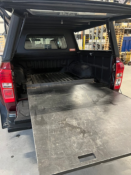 Isuzu D-max 9 of 30
