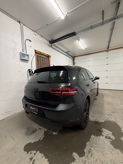 Volkswagen Golf VII 20 of 30
