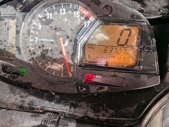 Honda CBR 600 RR 8 of 9