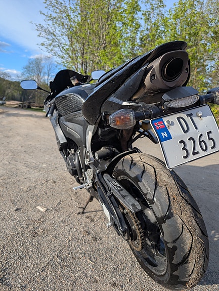 Honda CBR 600 RR 4 of 9