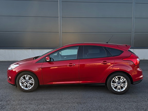 Ford Focus 2 of 24