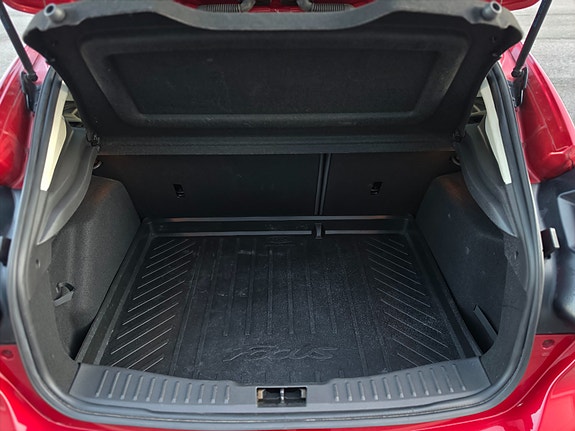 Ford Focus 23 of 24