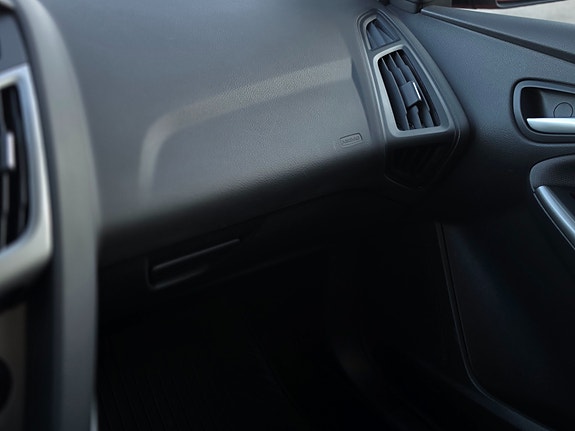 Ford Focus 18 of 24