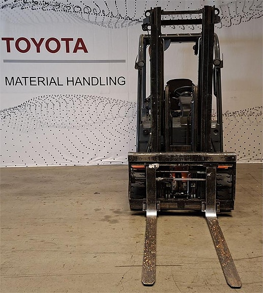 Toyota 8FBE20T 3 of 4