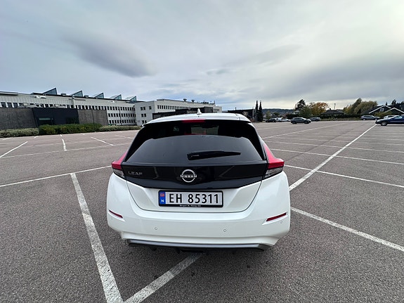 Nissan Leaf 5 of 13