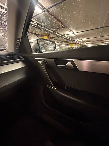 Volkswagen Passat Alltrack 20 of 30