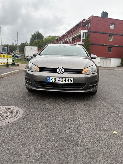 Volkswagen Golf VII 5 of 16