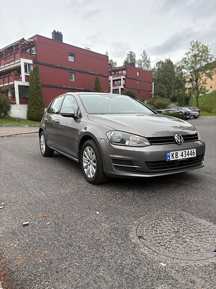 Volkswagen Golf VII 3 of 16