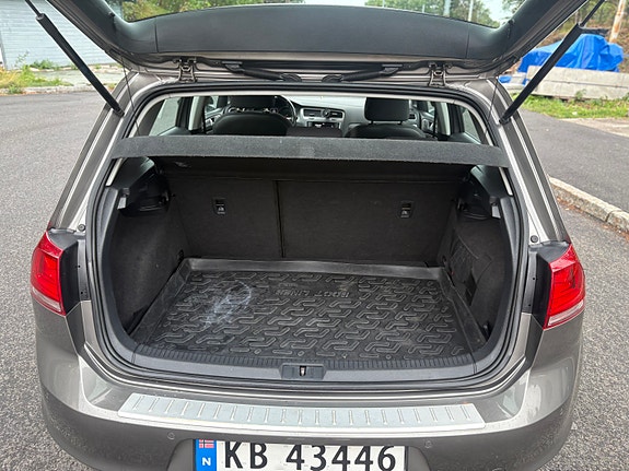 Volkswagen Golf VII 10 of 16