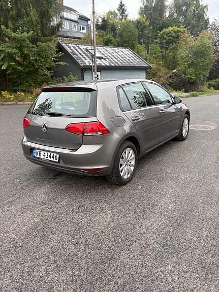 Volkswagen Golf VII 4 of 16