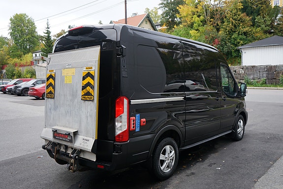 Ford Transit 7 of 30