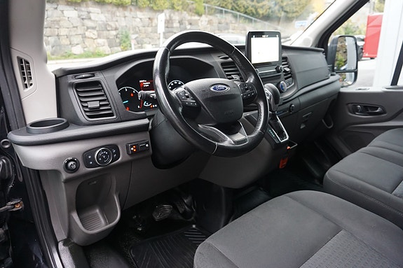 Ford Transit 27 of 30