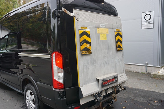 Ford Transit 19 of 30