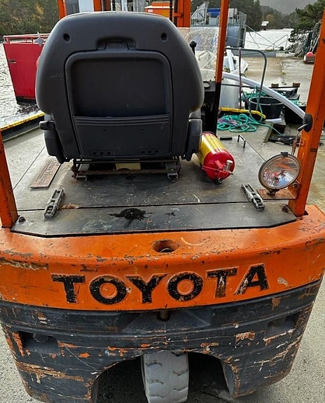 Toyota 2FBE15 3 of 4