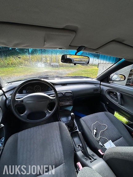 Mazda 626 4 of 7