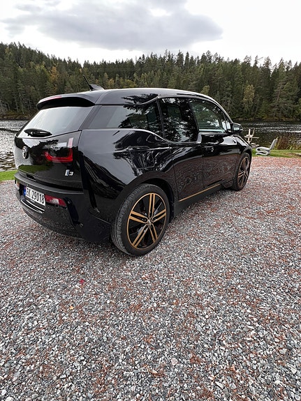 BMW i3 5 of 24