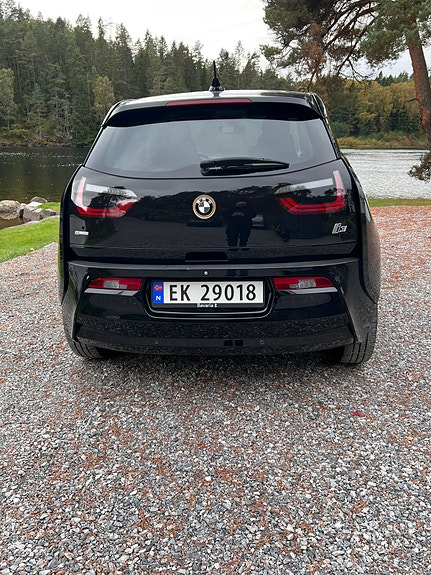 BMW i3 6 of 24